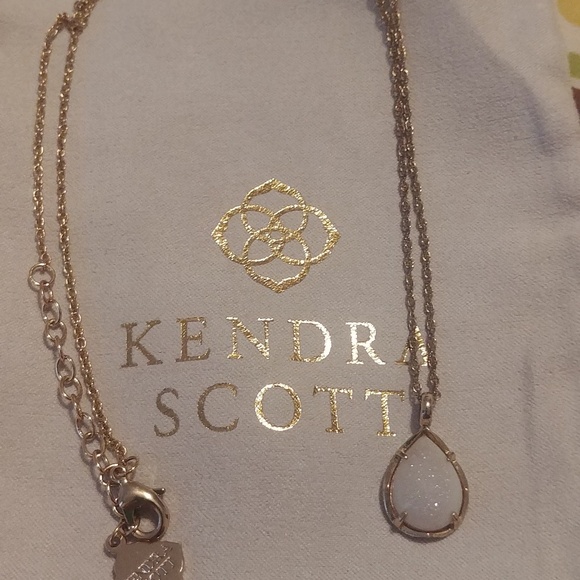 Kendra Scott Jewelry - Kendra Scott drusy Kiri